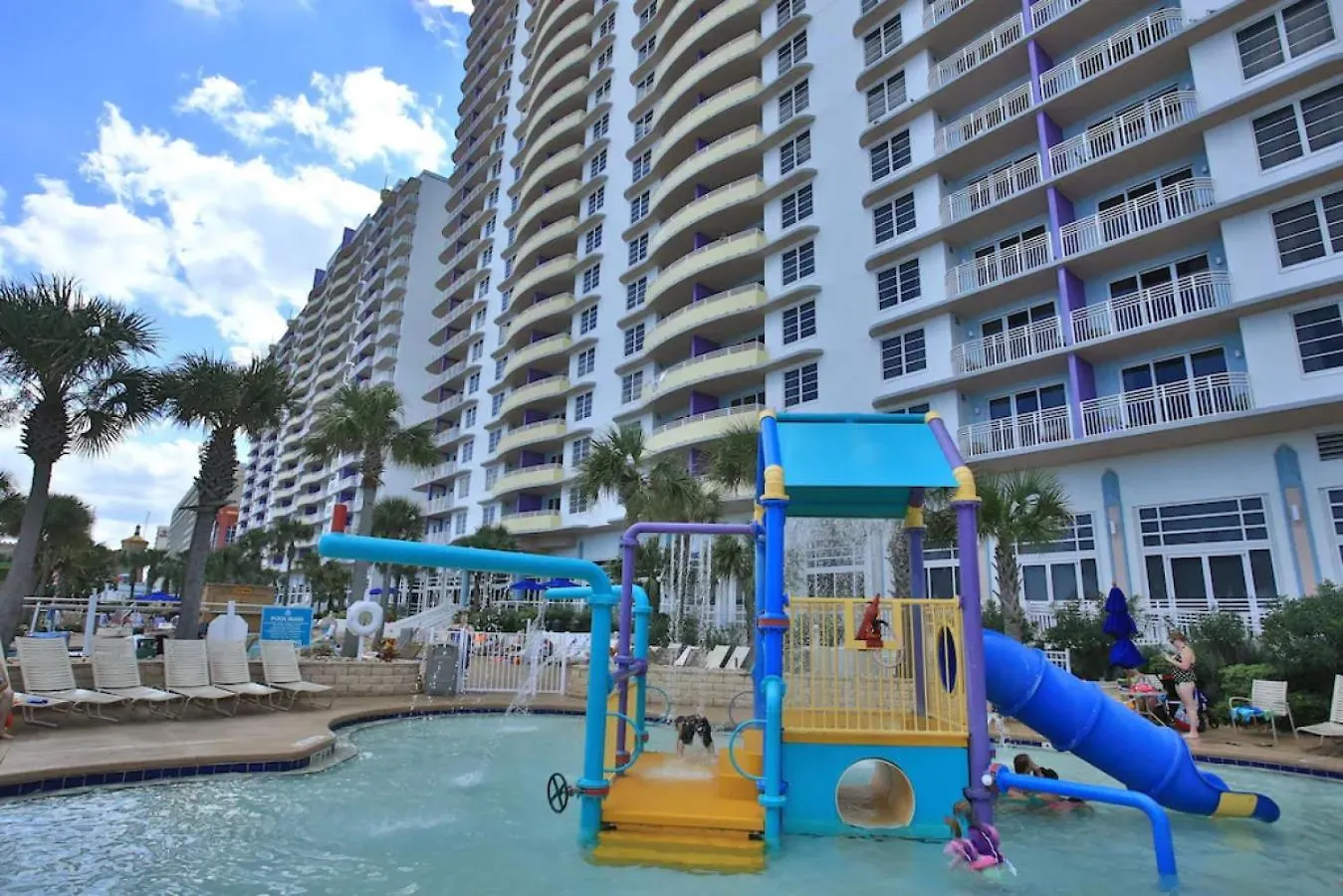All New Remodel And Refurnished- Stunning Oceanfront 1 Bedroom -New Listing- At Wyndham Ocean Walk Daytona Beach Holiday home